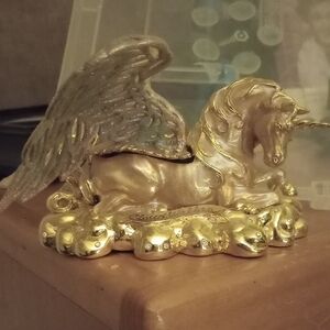 Kirks Folly Rare Collectible Cloud Walker Ring Box